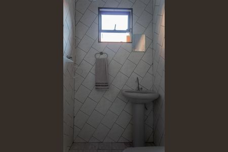 Casa à venda com 210m², 3 quartos e 2 vagas Casa à venda com 210m², 3 quartos e 2 vagasLavabo da Sala