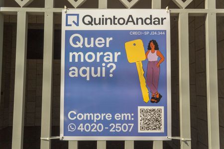 Casa à venda com 210m², 3 quartos e 2 vagas Casa à venda com 210m², 3 quartos e 2 vagasPlaca