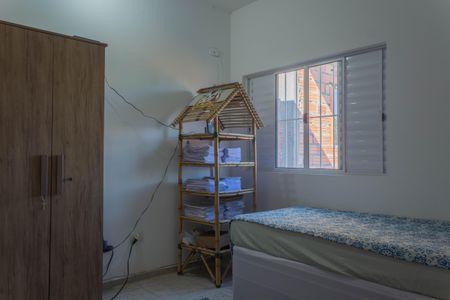 Casa à venda com 210m², 3 quartos e 2 vagas Casa à venda com 210m², 3 quartos e 2 vagasQuarto 2