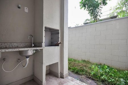 Apartamento à venda com 53m², 2 quartos e 1 vagaVaranda