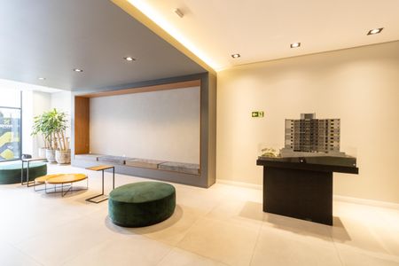 Apartamento à venda com 61m², 2 quartos e 1 vaga Apartamento à venda com 61m², 2 quartos e 1 vagaHall de entrada