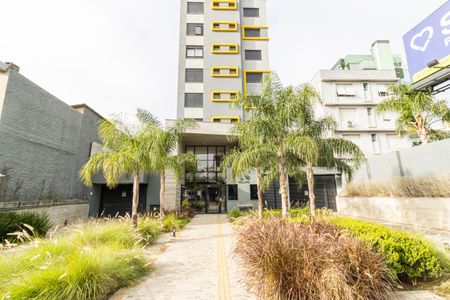 Apartamento à venda com 61m², 2 quartos e 1 vaga Apartamento à venda com 61m², 2 quartos e 1 vagaFachada