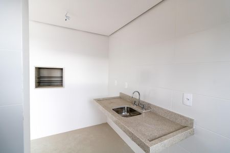 Apartamento à venda com 61m², 2 quartos e 1 vaga Apartamento à venda com 61m², 2 quartos e 1 vagaCozinha e Área de Serviço