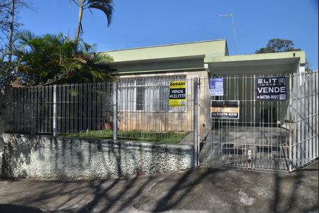 Casa à venda com 126m², 3 quartos e 2 vagasFachada