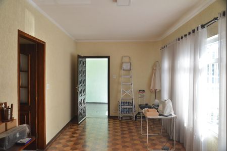 Casa à venda com 126m², 3 quartos e 2 vagasSala