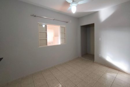 Casa para alugar com 295m², 3 quartos e 4 vagas Casa para alugar com 295m², 3 quartos e 4 vagasQuarto 2