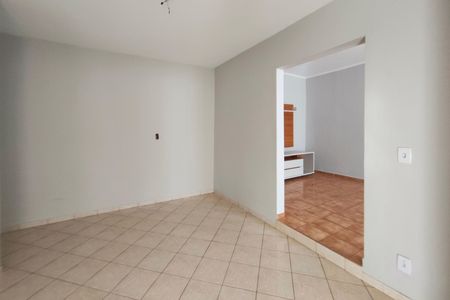 Casa para alugar com 295m², 3 quartos e 4 vagas Casa para alugar com 295m², 3 quartos e 4 vagasSala de Jantar