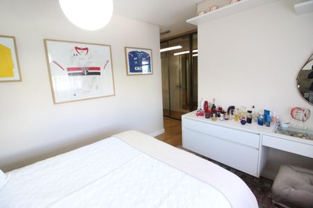 Apartamento à venda com 125m², 3 quartos e 2 vagasSuíte 1