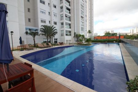Apartamento à venda com 125m², 3 quartos e 2 vagasÁrea comum - Piscina