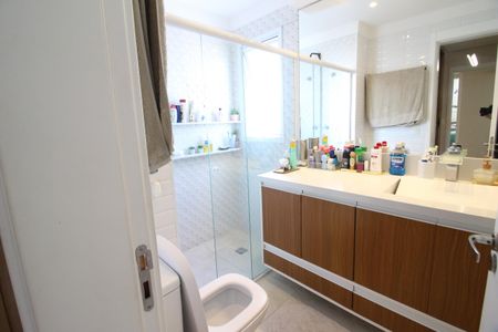 Apartamento à venda com 125m², 3 quartos e 2 vagasBanheiro da Suíte 1
