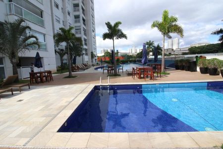 Apartamento à venda com 125m², 3 quartos e 2 vagasÁrea comum - Piscina