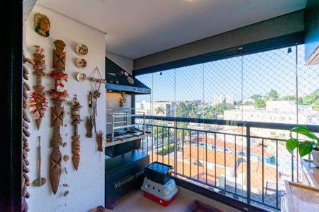 Apartamento para alugar com 73m², 2 quartos e 3 vagas Apartamento para alugar com 73m², 2 quartos e 3 vagasVaranda