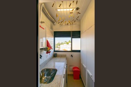 Apartamento para alugar com 73m², 2 quartos e 3 vagas Apartamento para alugar com 73m², 2 quartos e 3 vagasÁrea de Serviço