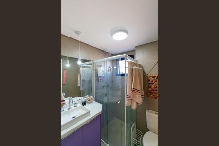 Apartamento para alugar com 73m², 2 quartos e 3 vagas Apartamento para alugar com 73m², 2 quartos e 3 vagasBanheiro da Suíte 1