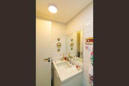 Apartamento para alugar com 73m², 2 quartos e 3 vagas Apartamento para alugar com 73m², 2 quartos e 3 vagasBanheiro da Suíte 2