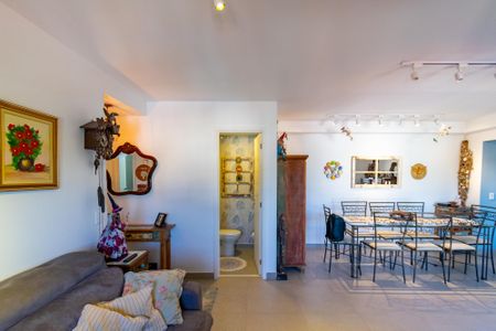 Apartamento para alugar com 73m², 2 quartos e 3 vagas Apartamento para alugar com 73m², 2 quartos e 3 vagasSala