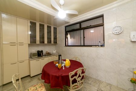 Casa à venda com 360m², 4 quartos e 4 vagasCopa