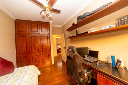 Casa à venda com 360m², 4 quartos e 4 vagasQuarto 2