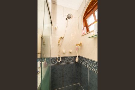 Casa à venda com 360m², 4 quartos e 4 vagasBanheiro da Suíte 2