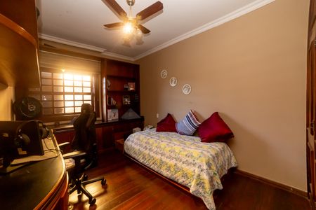 Casa à venda com 360m², 4 quartos e 4 vagasQuarto 2