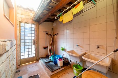 Casa à venda com 360m², 4 quartos e 4 vagasÁrea de Serviço