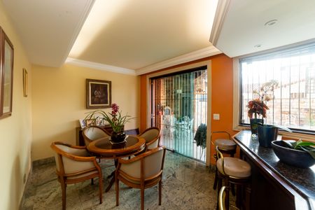 Casa à venda com 360m², 4 quartos e 4 vagasSala 2