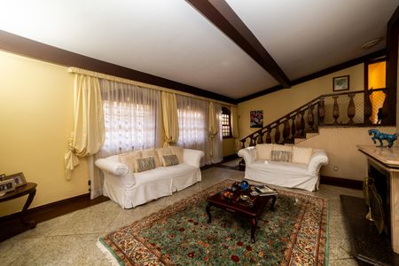 Casa à venda com 360m², 4 quartos e 4 vagasSala 3