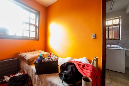 Casa à venda com 360m², 4 quartos e 4 vagasQuarto de Serviço