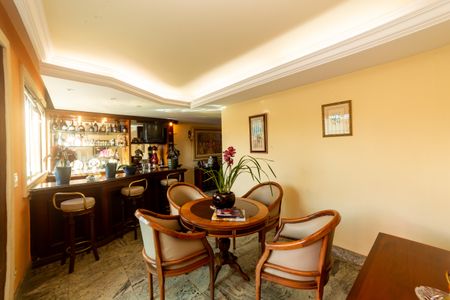 Casa à venda com 360m², 4 quartos e 4 vagasSala 2