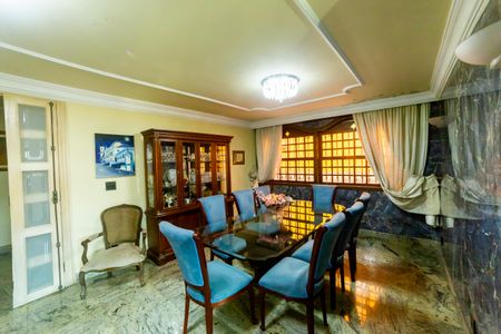 Casa à venda com 360m², 4 quartos e 4 vagasSala 1