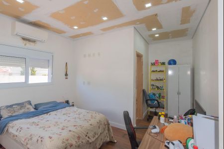 Casa à venda com 412m², 3 quartos e 2 vagasSuíte 2