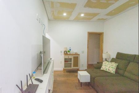 Casa à venda com 412m², 3 quartos e 2 vagasSala de TV