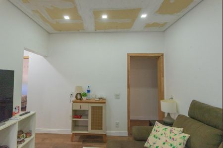 Casa à venda com 412m², 3 quartos e 2 vagasSala de TV