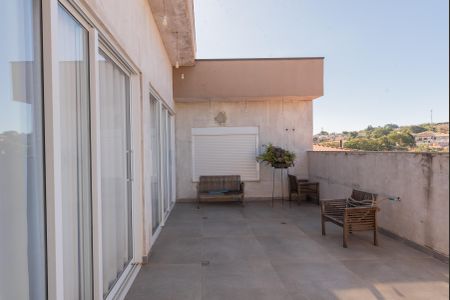 Casa à venda com 412m², 3 quartos e 2 vagasÁrea de Luz