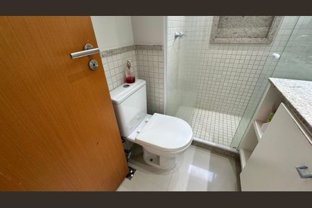 Apartamento à venda com 90m², 2 quartos e 1 vagaBanheiro do Quarto 2