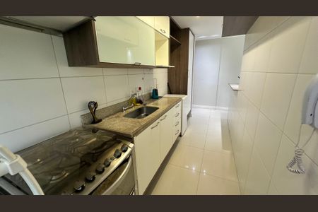 Apartamento à venda com 90m², 2 quartos e 1 vagaCozinha