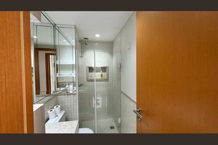 Apartamento à venda com 90m², 2 quartos e 1 vagaBanheiro Social