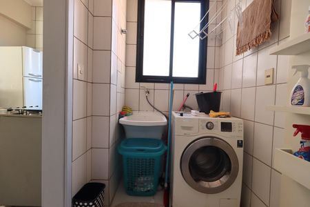 Apartamento para alugar com 75m², 2 quartos e 1 vagaÁrea de Serviço