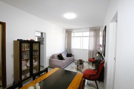 Apartamento à venda com 105m², 3 quartos e 1 vagaSala