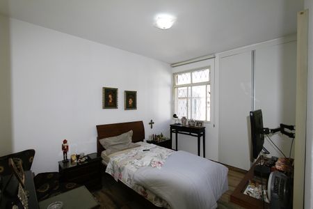Apartamento à venda com 105m², 3 quartos e 1 vagaQuarto 2