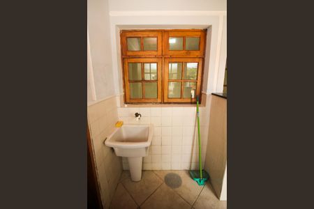 Casa à venda com 200m², 3 quartos e 3 vagasÁrea de Serviço