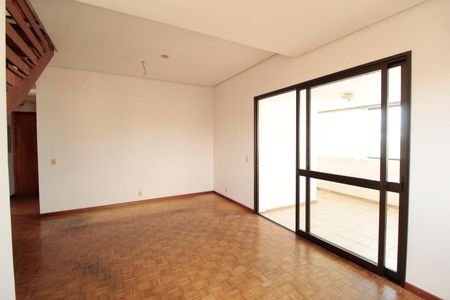 Apartamento à venda com 220m², 3 quartos e 1 vagaSala