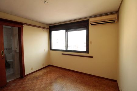 Apartamento à venda com 220m², 3 quartos e 1 vagaSuíte 