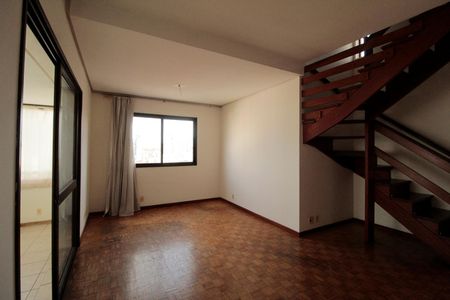 Apartamento à venda com 220m², 3 quartos e 1 vagaSala