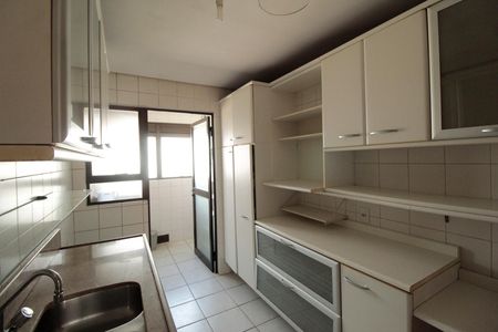 Apartamento à venda com 220m², 3 quartos e 1 vagaCozinha