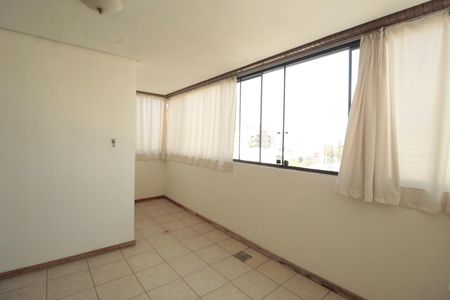 Apartamento à venda com 220m², 3 quartos e 1 vagaSala