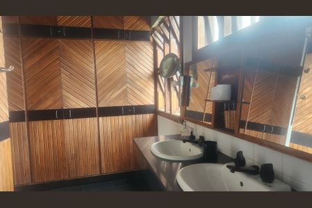 Studio para alugar com 43m², 1 quarto e sem vaga Studio para alugar com 43m², 1 quarto e sem vagaBanheiro