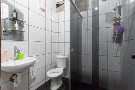 Casa à venda com 360m², 5 quartos e 5 vagasBanheiro social 2