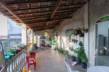 Casa à venda com 360m², 5 quartos e 5 vagasVaranda da Cozinha