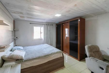 Casa à venda com 360m², 5 quartos e 5 vagasSuíte